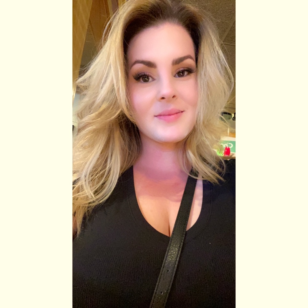 Meet your Posher, Brianna